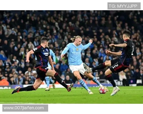 利物浦主场狂胜曼联四比一重燃争冠希望与宿敌的恩怨情仇再度升级